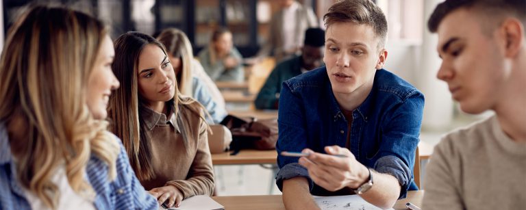 Bildungskarenz: Berufliche Weiterbildung mit Gehalt